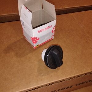 MotoRad Fuel Tank Cap in Black and White Packaging